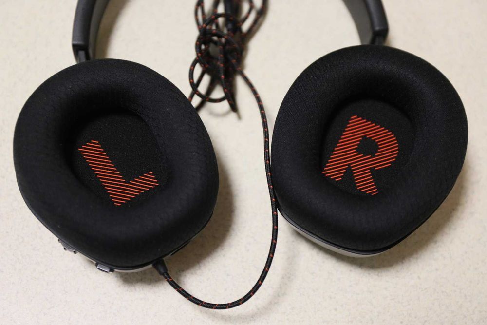 Навушники  JBL  Q100M2  проводні