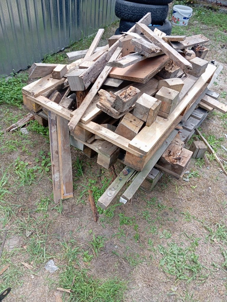 Oddam za darmo palety itp