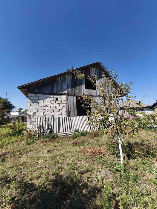 Продаж будинок під ремонт