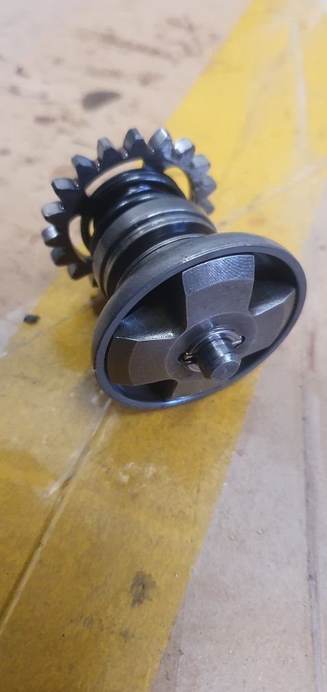 Wariator wałek zaworu wydechowego Kawasaki Kx 125 rok 98-02 części
