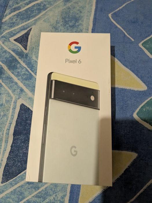 Продам коробки порожні від Pixel 6 та від Pixel 8a.