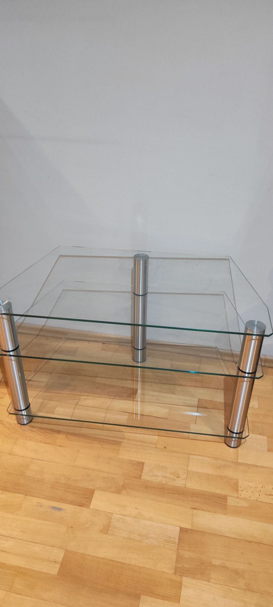 Szklany stolik pod Telewizor
