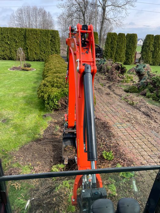 Usługi Minikoparka, Wiertnica, Młot, Wstawianie Słupków,Przeciski Kret