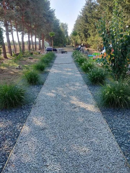 Usługi ogrodnicze miniładowarka wycinka drzew ogrodnik pielęgnacja