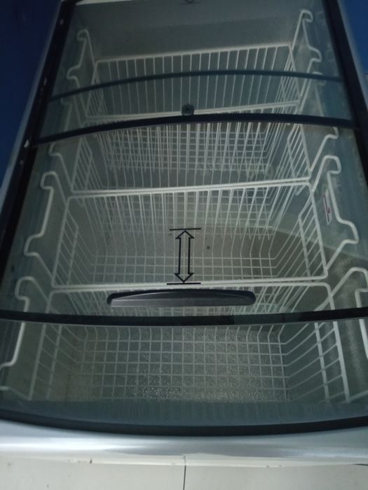 Продам морозильну камеру