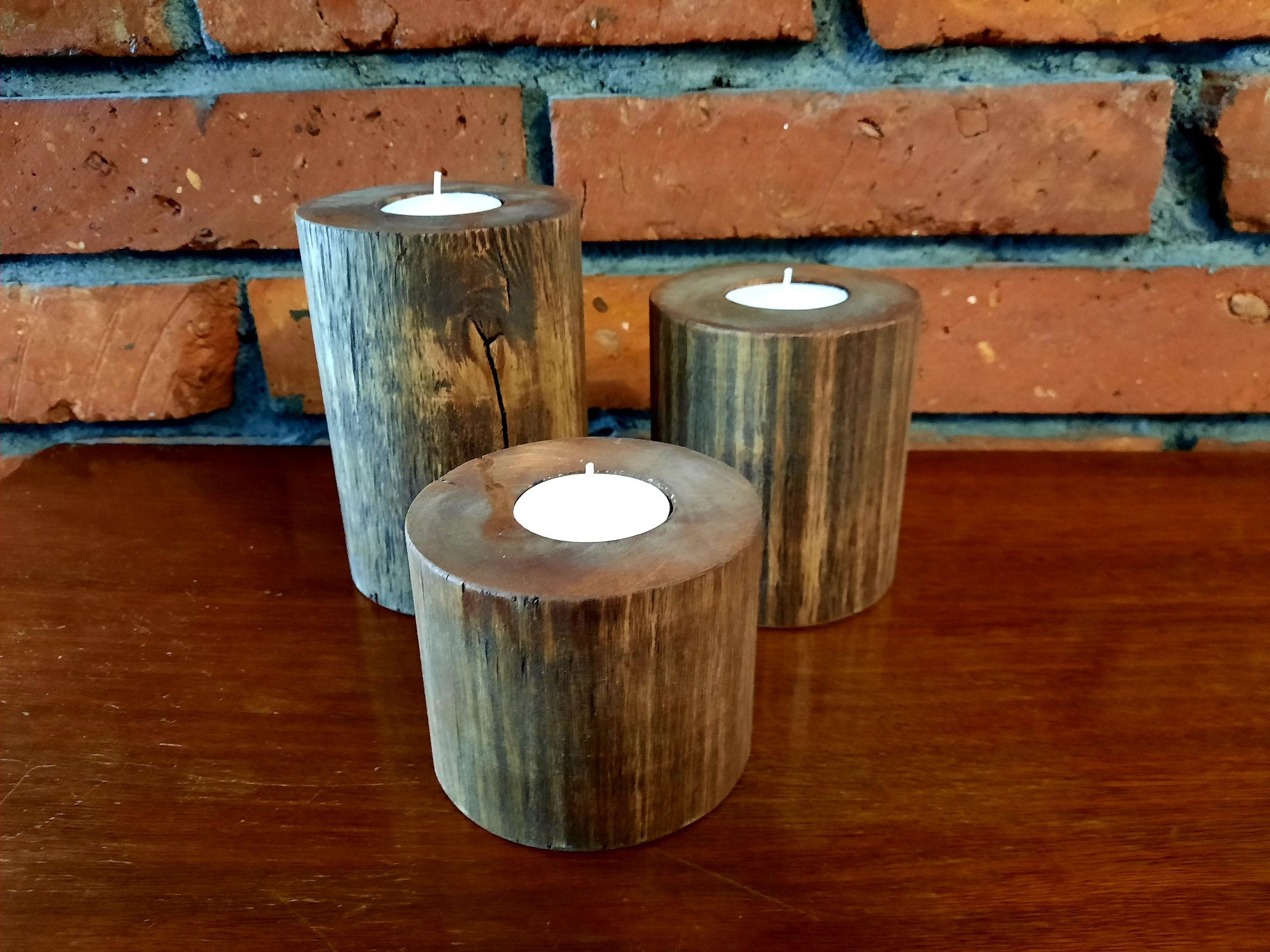 Zestaw rustykalnych świeczników tealight. Hand made