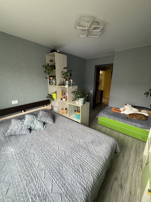 Двокімнатна квартира в тихому районі міста