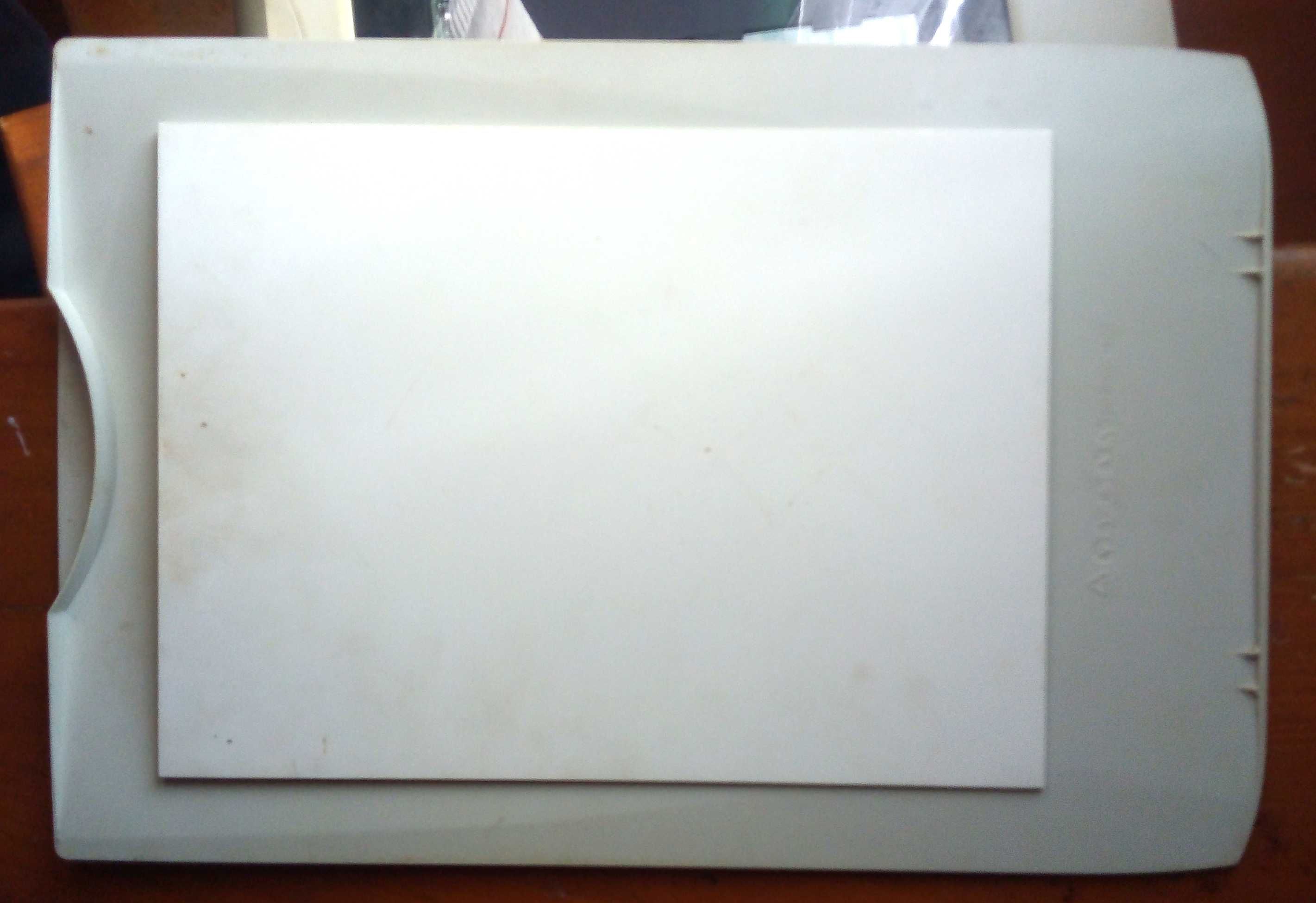 Сканер Microtek Scanmaker 3830