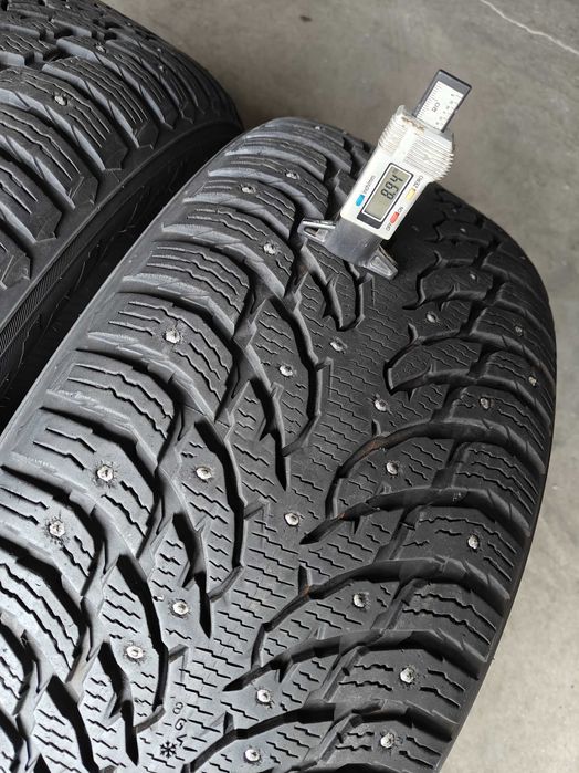 R20 285 50 шини зимові Nokian Hakkapeliitta 9 SUV агресивні шиповані