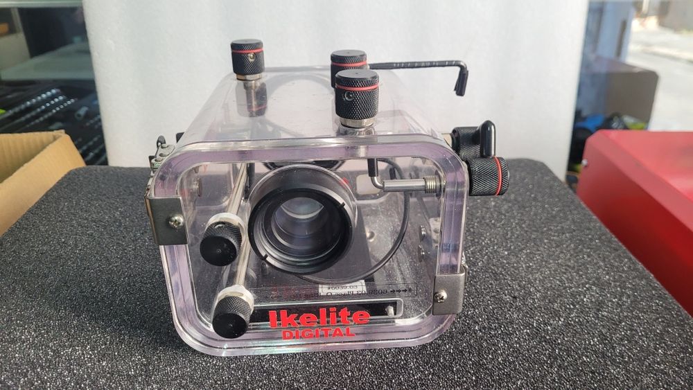 Підводний бокс Ikelite  для защита цифрових камер під водой