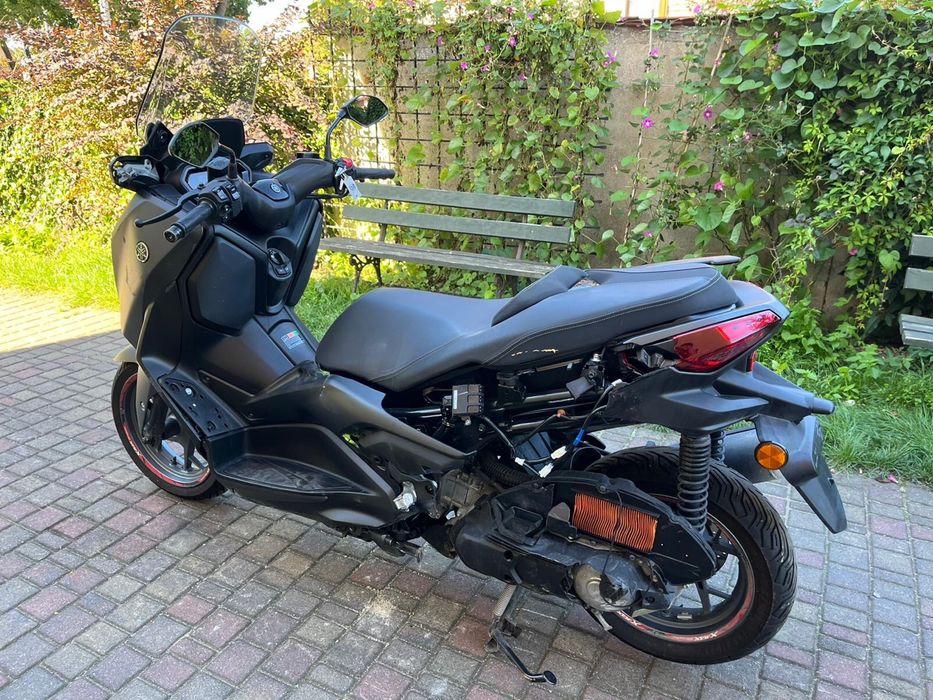 Yamaha X-Max 125 - 2024 rok.