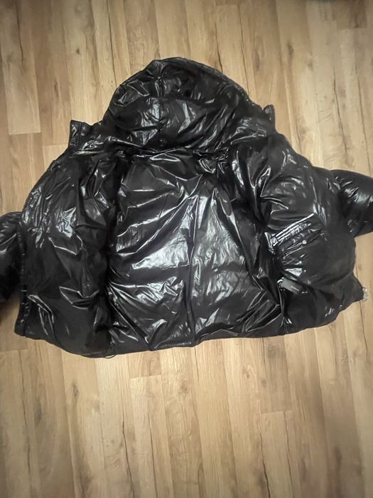 пуховик зара новий