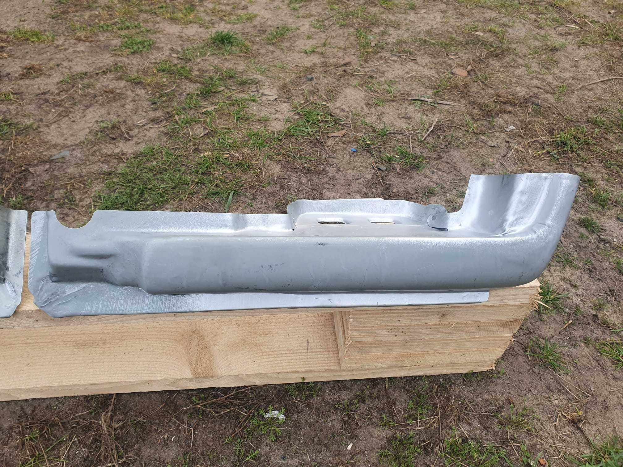 Próg , stopień progu KIA K2500 , K2700 stopień progu , próg.