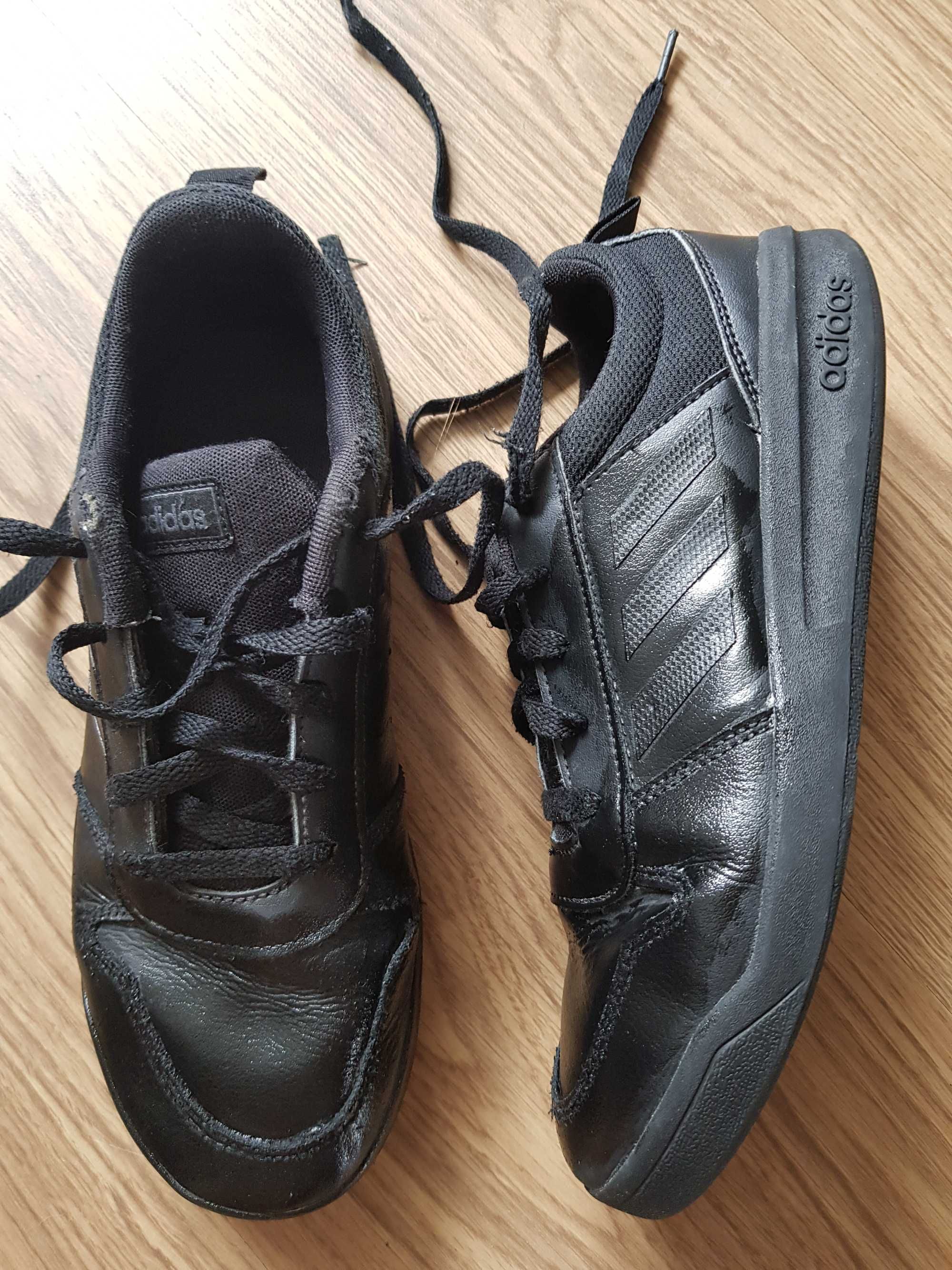buty chłopięce czarne adidas r.38