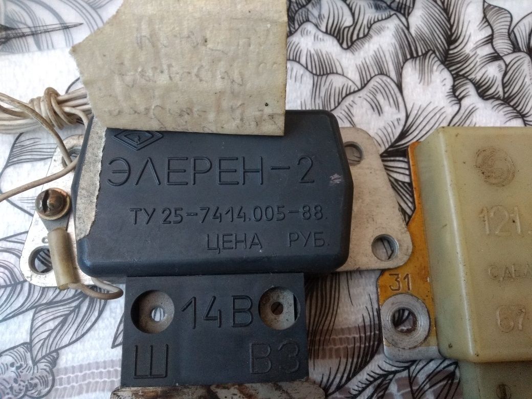 Regulatory napięcia