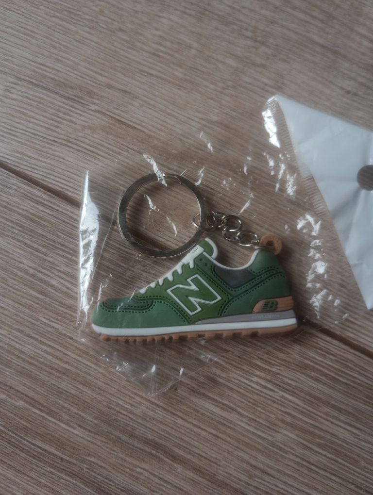 Breloczek New Balance