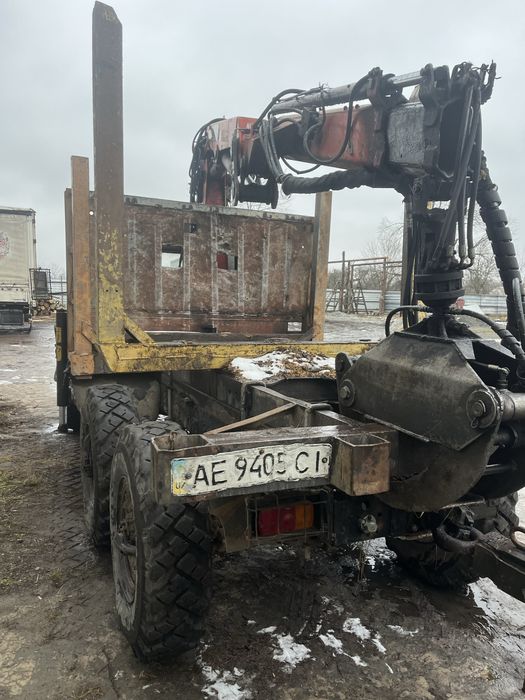 Зил 131 маніпулятор.