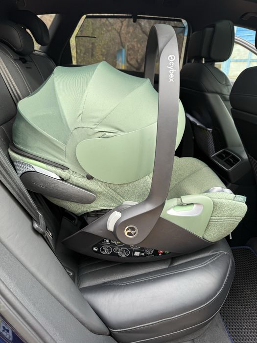 Автокрісло Cybex Cloud T i-Size Leaf Green Plus