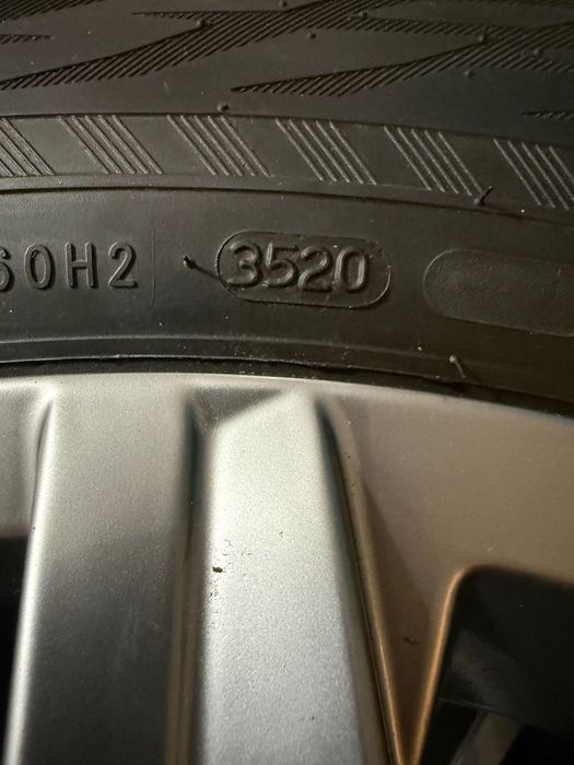 255. 55. R19. Koła volkswagen 5 x112 r19