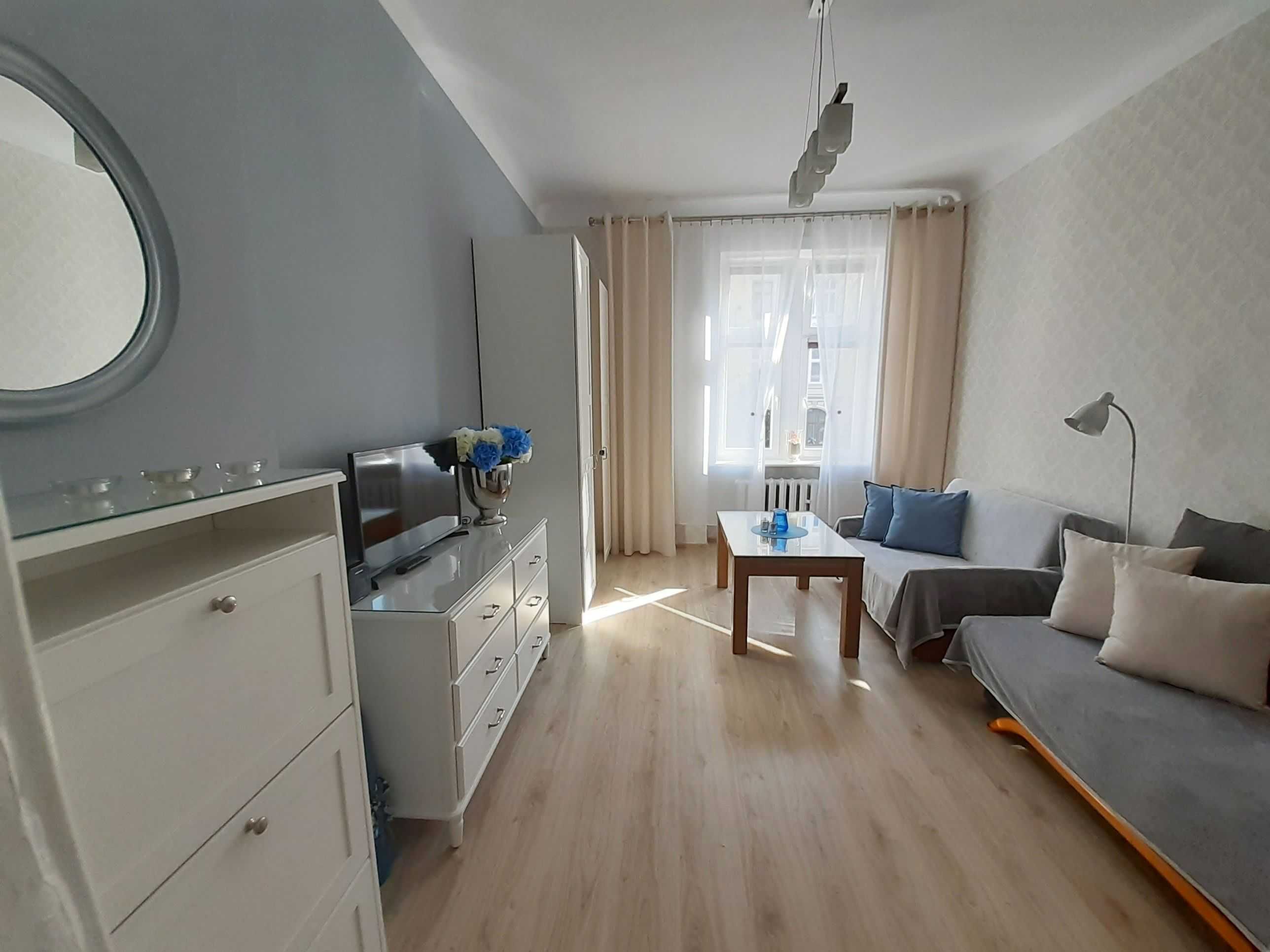 KOŁOBRZEG CENTRUM pokój 2, 3, 4 os /morze 15 min/ PKP i PKS 10 min.