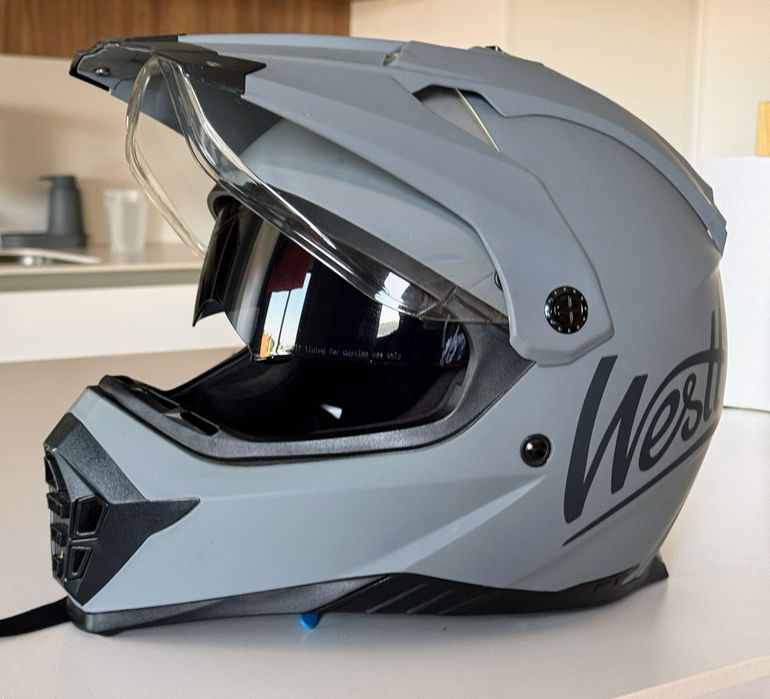 Capacete Westt tamanho XL como novo
