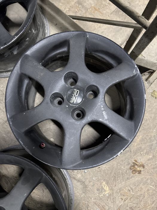 Легкосплавные диски R15 OZ ET37 7j 4х108 в хорошем состоянии
