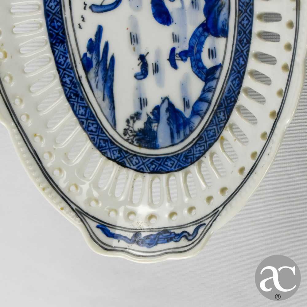 Cesta / Taça oval, porcelana da China, vazada, Cantão, Circa 1970 n2