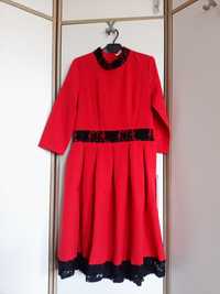Sukienka rozkloszowana czerwona L