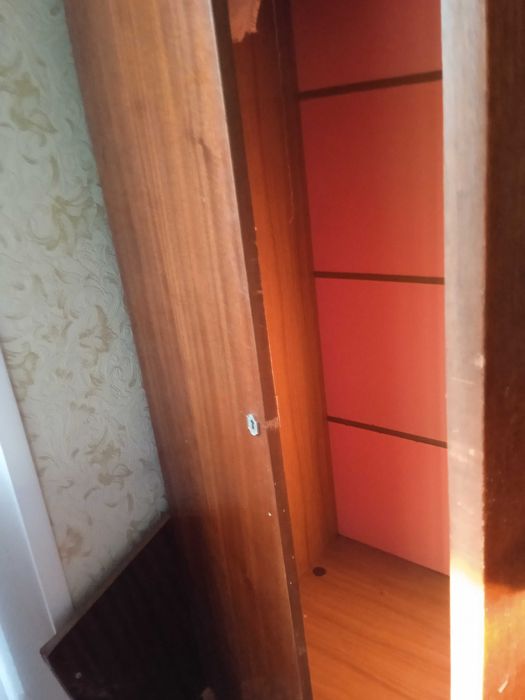 Продам Антресоль  шкаф в отличном состоянии