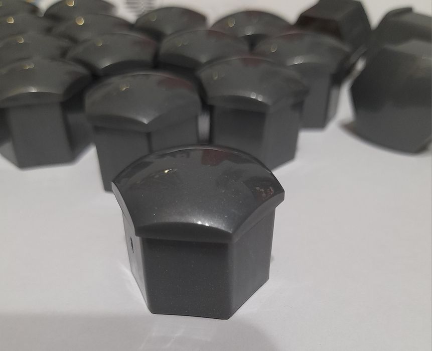 Ковпачки на болти — стильні колеса за 1 хвилину.