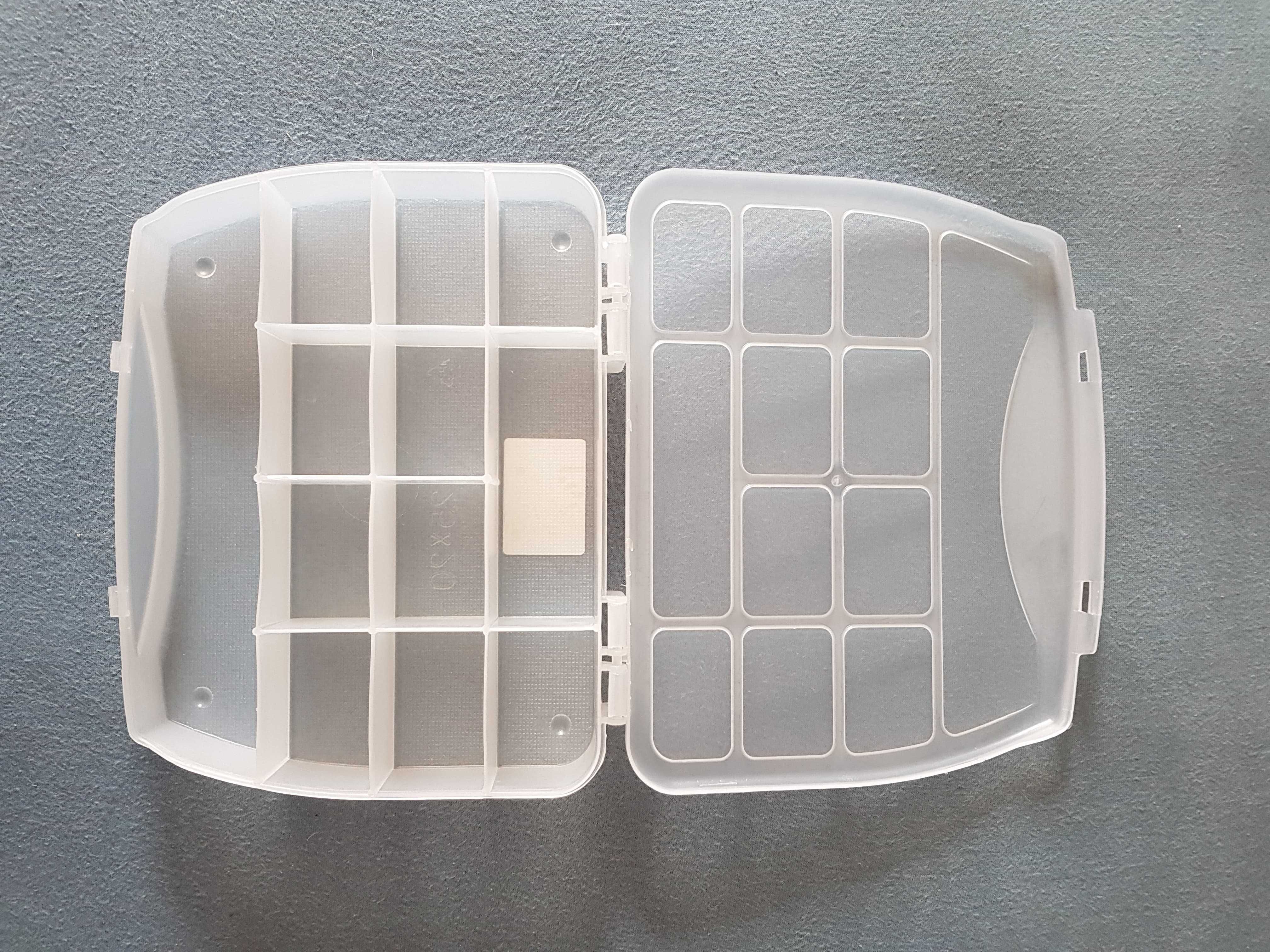 Plastikowe pudełko segregator na drobiazgi - 4szt komplet