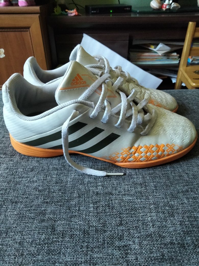 Halówki Adidas 38