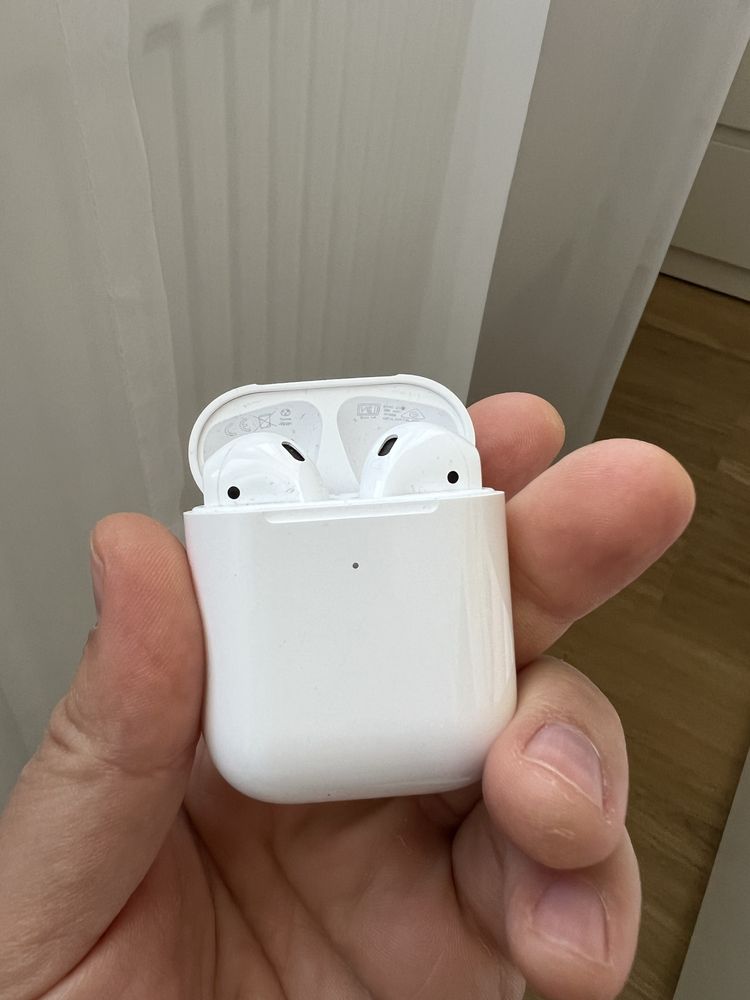 Sprzedam sluchawki Airpods 2