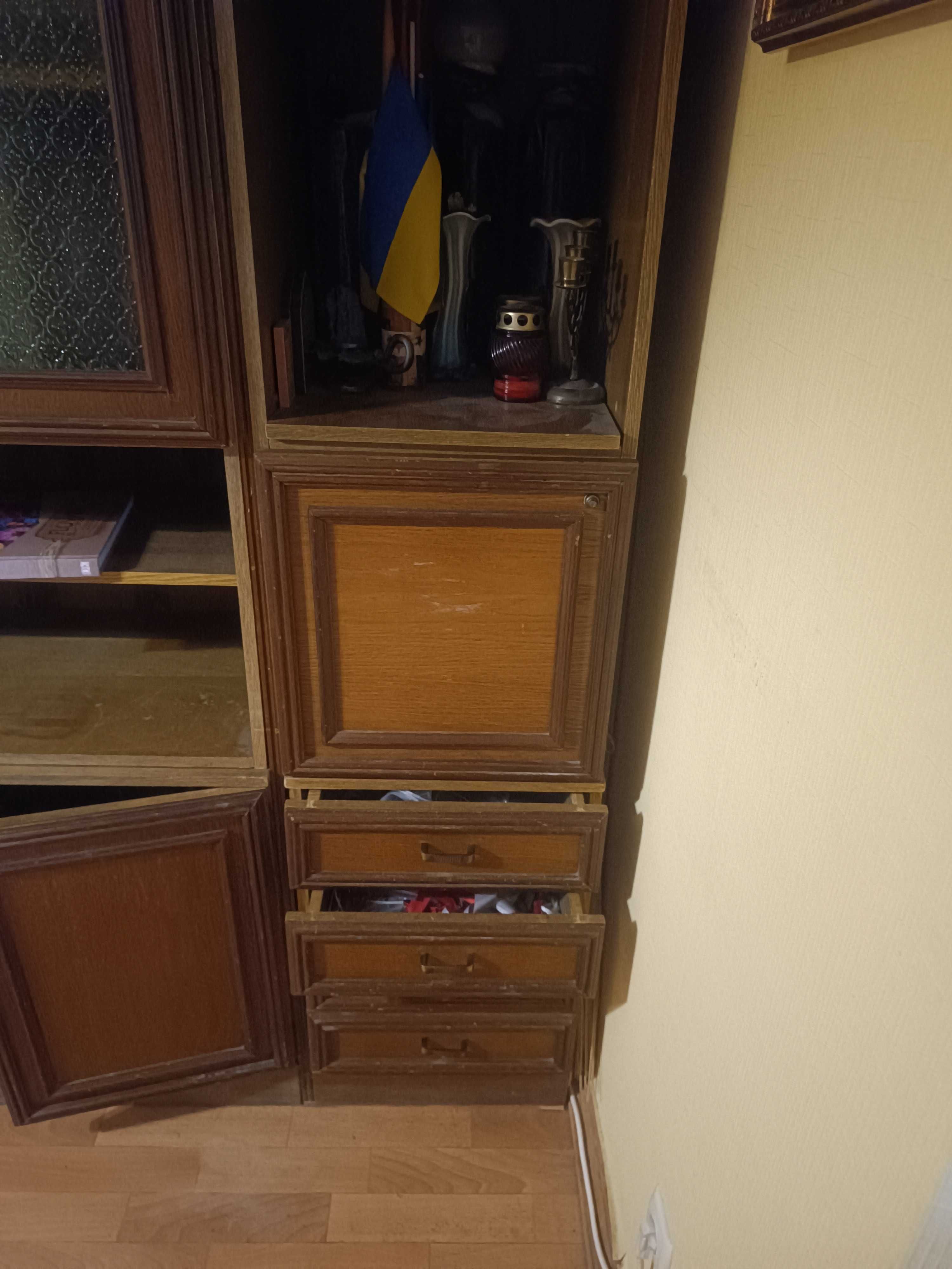 Стінка меблева секціонна