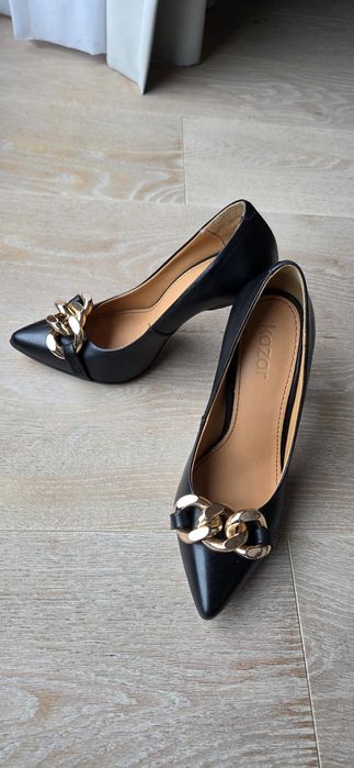 Czarne, skórzane szpilki marki Kazar rozm. 35