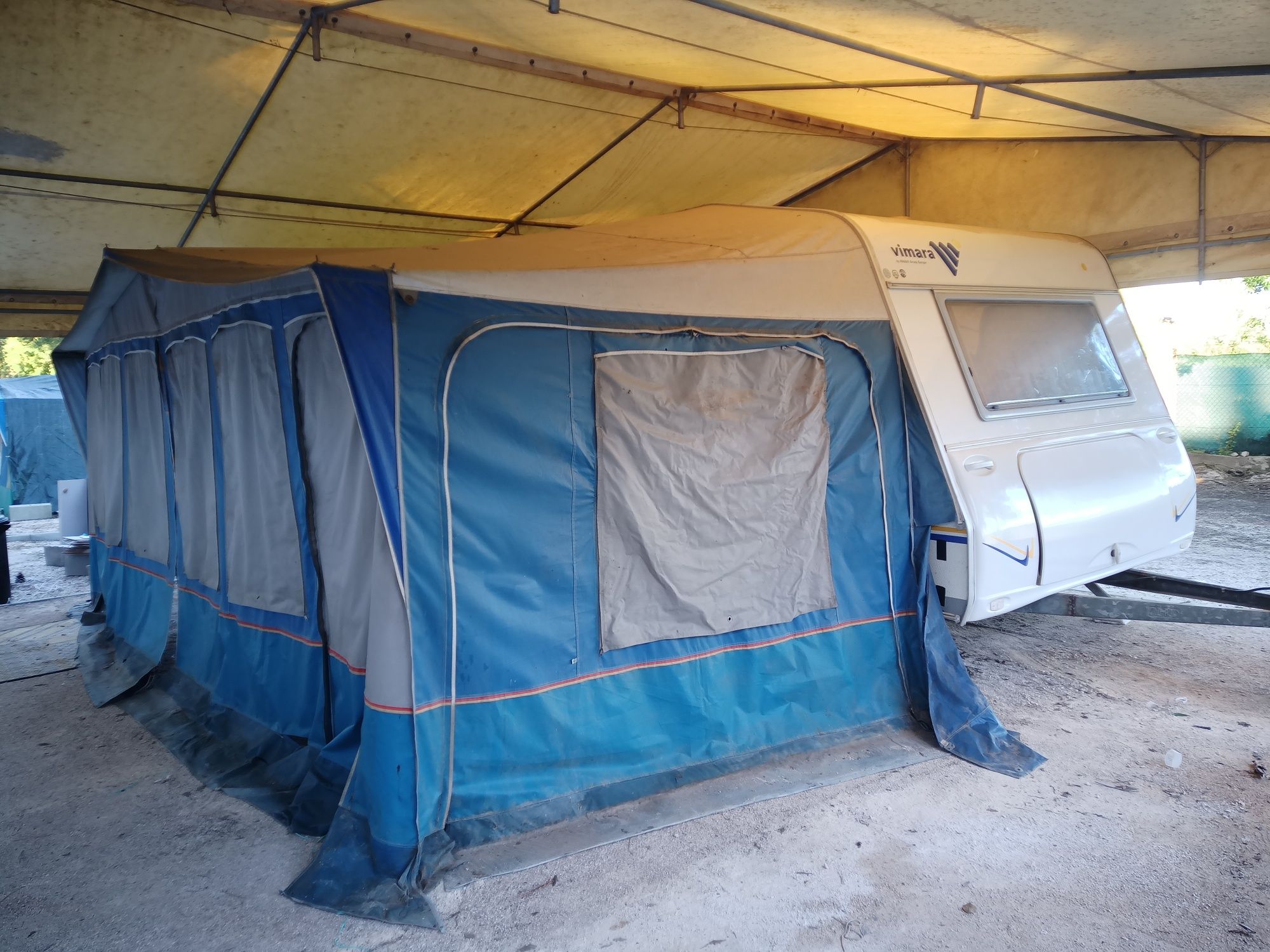 tenda toldo parque campismo ou terreno