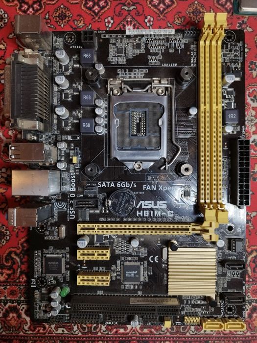Материнська плата ASUS H81M-C