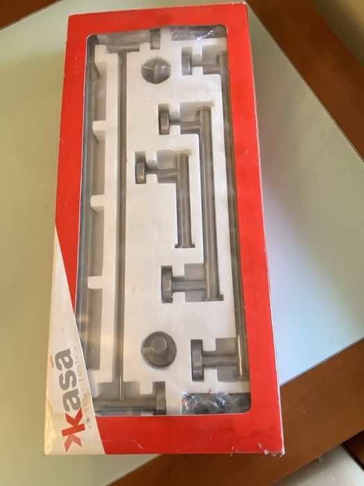 Conjunto toalheiro em inox