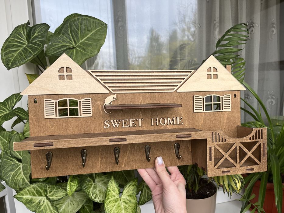Ключниця настенная деревянная Sweet Home 43х23см