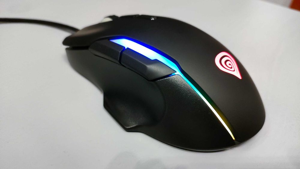 Myszka przewodowa Genesis Xenon 220 z cichym klikiem, 6400 DPI