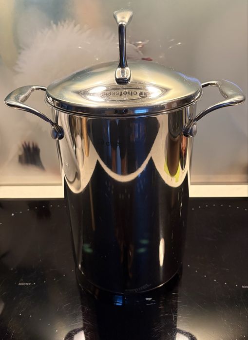 Tupperware garnek do szparagow, frytek