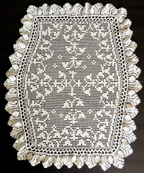 Bieżnik bawełniany robiony na szydełku