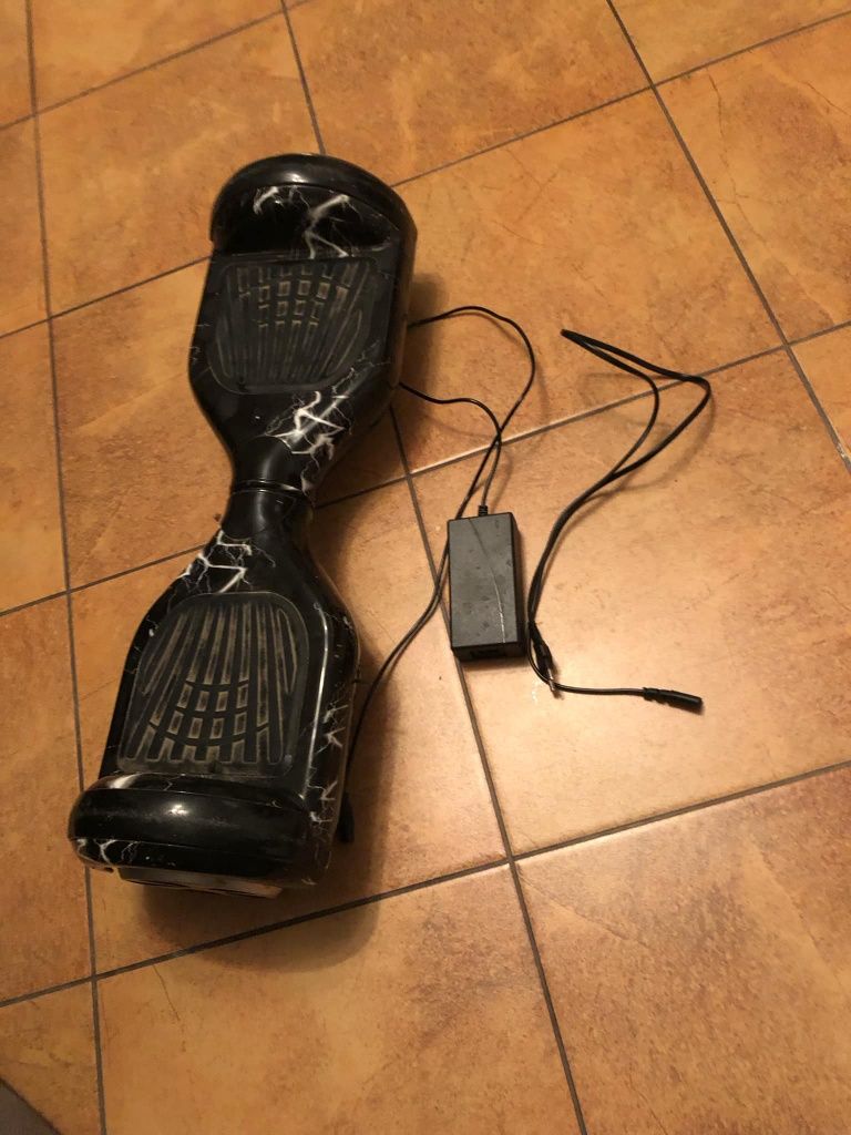 Sprzedam Hoverboarda w dobrym stanie