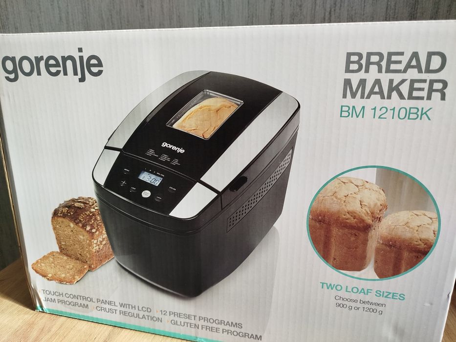 Хлібопіч gorenje BM 1210BK