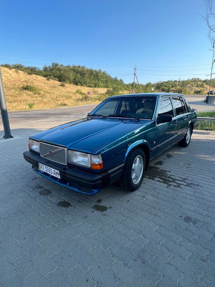 Продам Volvo 740