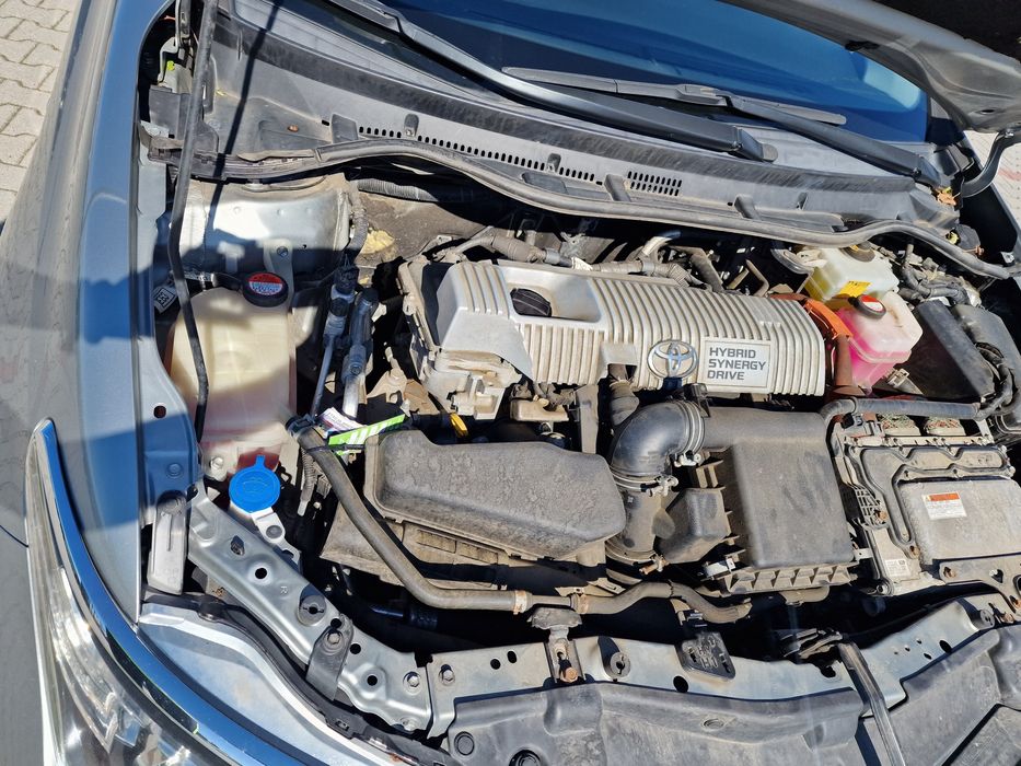 Toyota Auris 1.8 Hybryda ACTIVE PL salon pierwszy właściciel hatchback