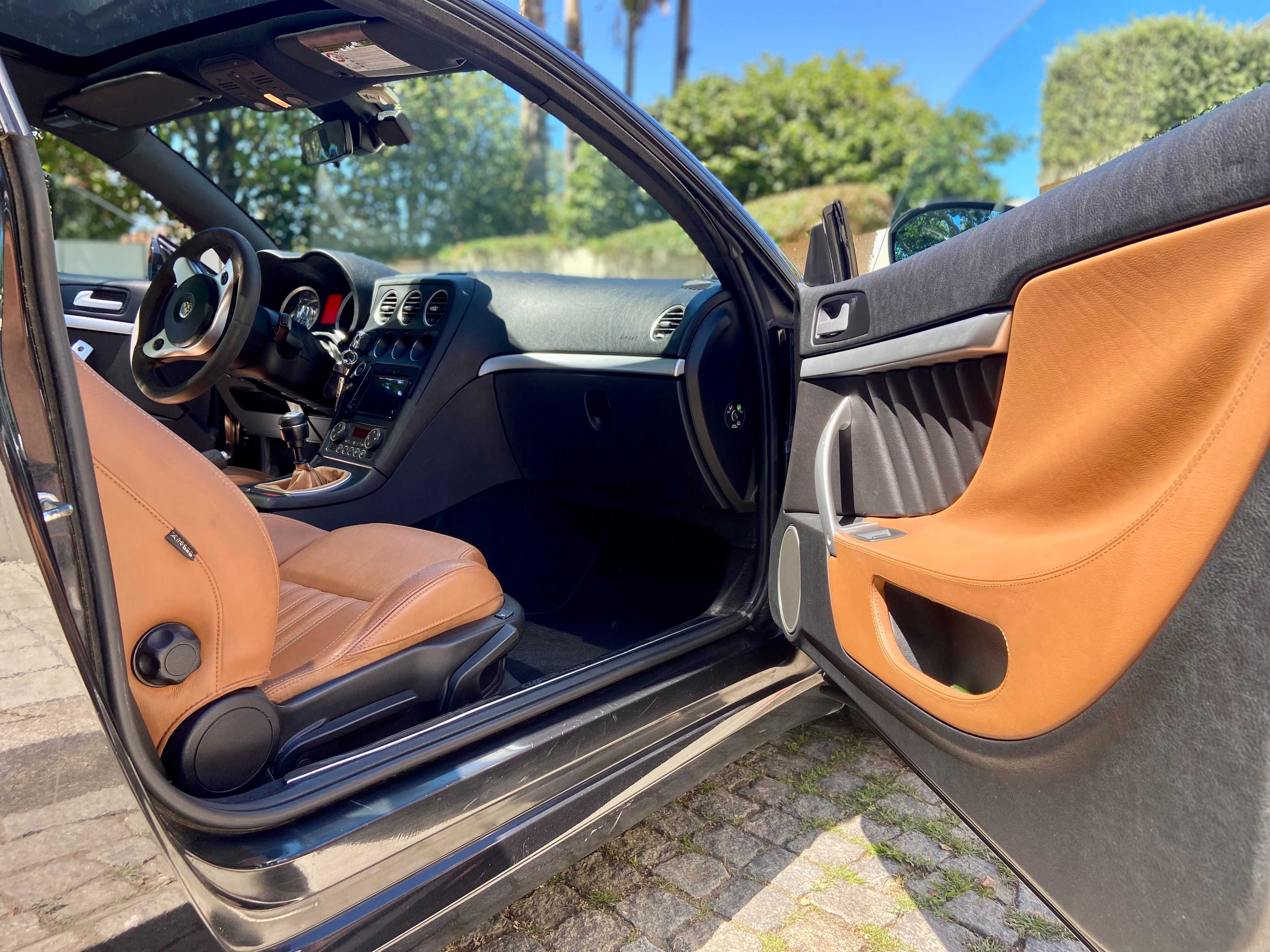 Alfa Romeo Brera 2.4 JTDm Skyview – 2009 - Carro icónico e exclusivo