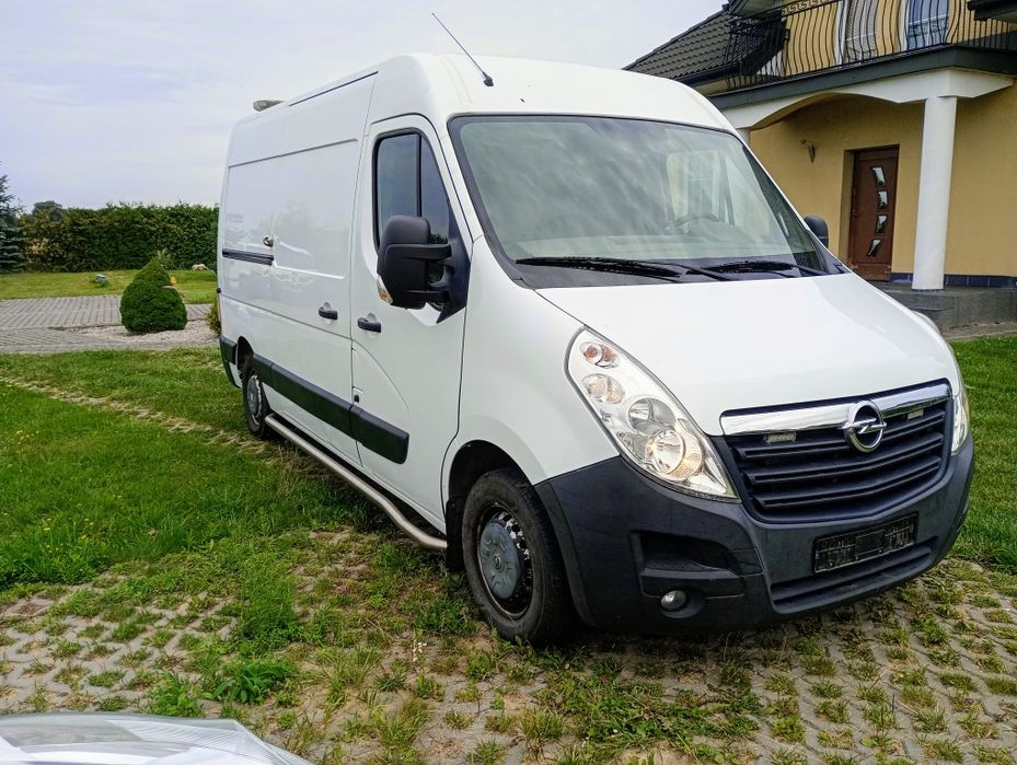Opel Movano profesjonalna zabudową, dźwig