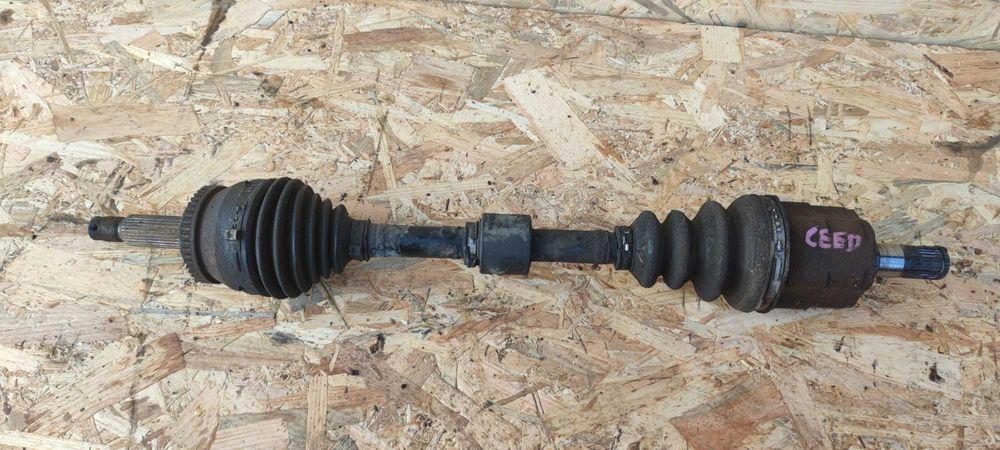 KIA Ceed I 1.6 CRDI Półoś Lewa Króka Lewy Przód LP