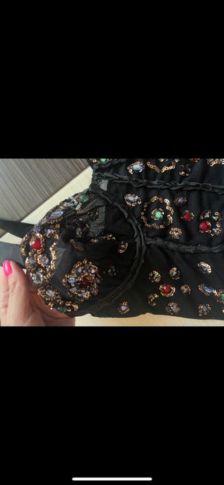 Корсет з камінням від Zara